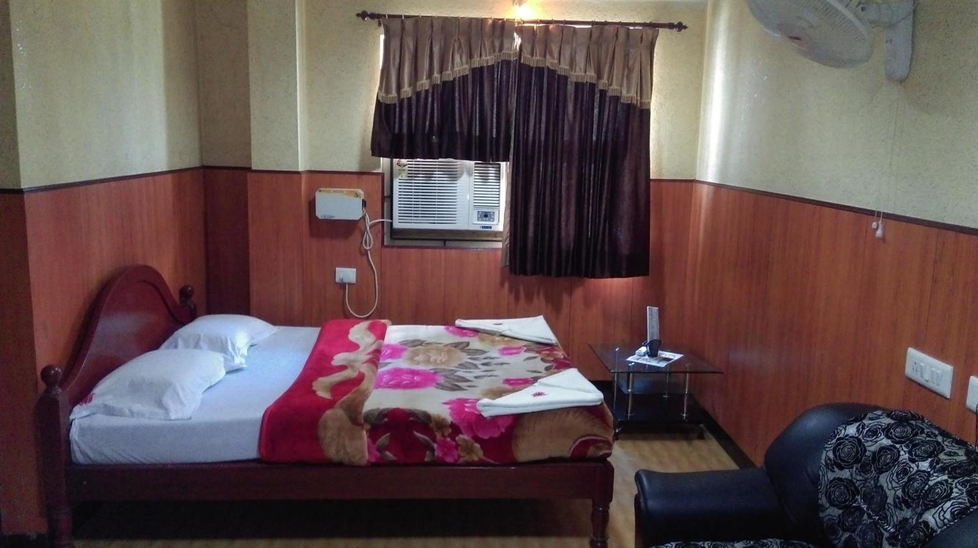 צ'נאי Rmc Travellers Inn חדר תמונה